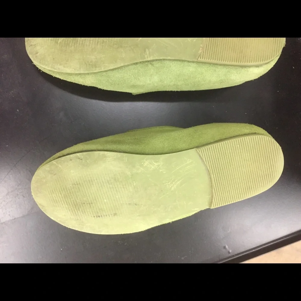 🎃 AKID + Anthro GreenGold Suede Loafer Size Child 13 Unisex Halloween Costum…